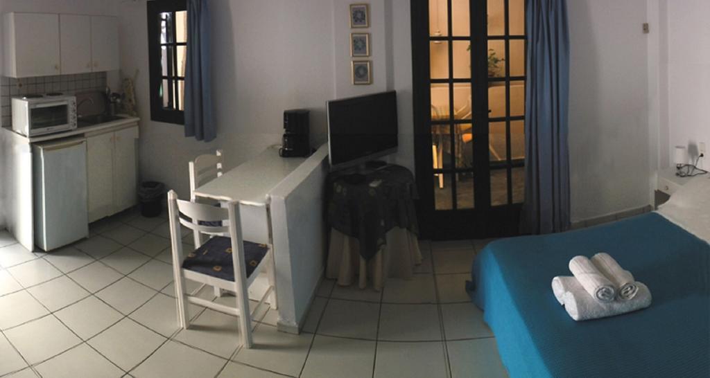 Aigialis Apartments & Studios Kokkini Hani Extérieur photo